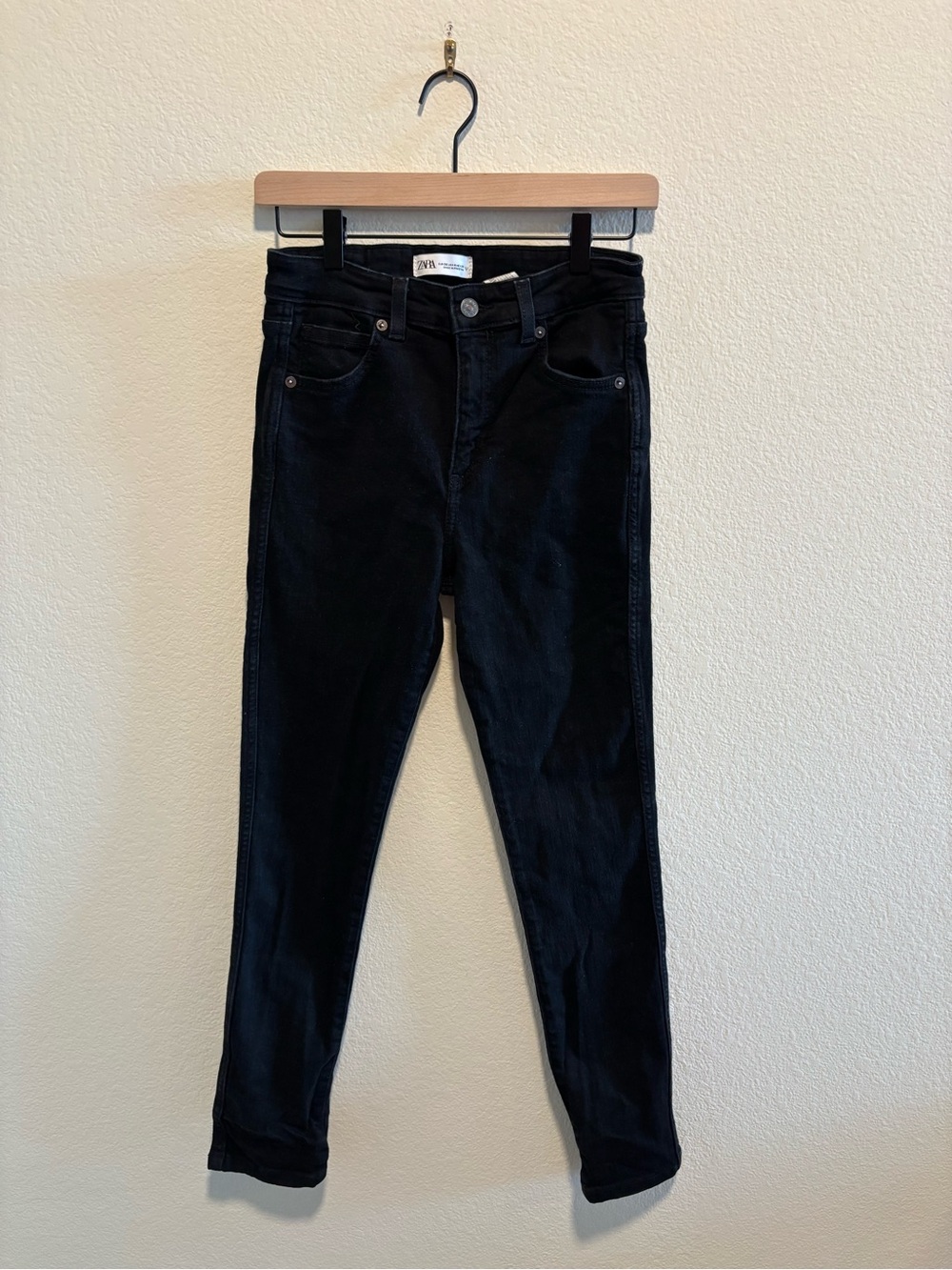 Zara Black Skinny High-Rise Jeans